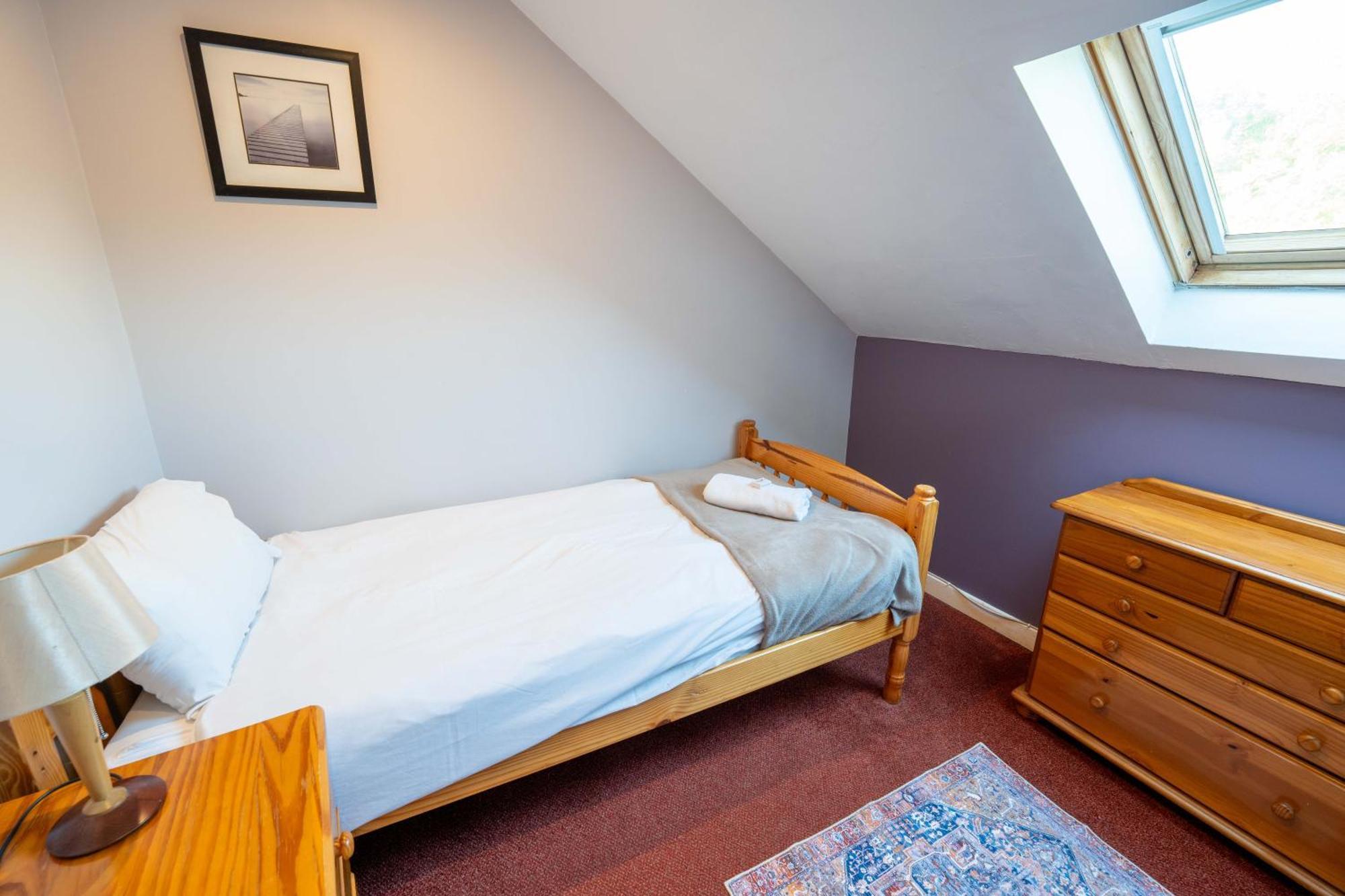Aras Ghleann Cholm Cille Hotel Гленкалъмкил Екстериор снимка